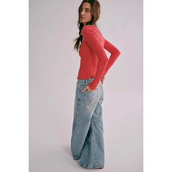 Free People Tilly Long-Sleeve Cardi Blouse Top Knit Ribbed Buttondown XS 282719 - Picture 4 of 9